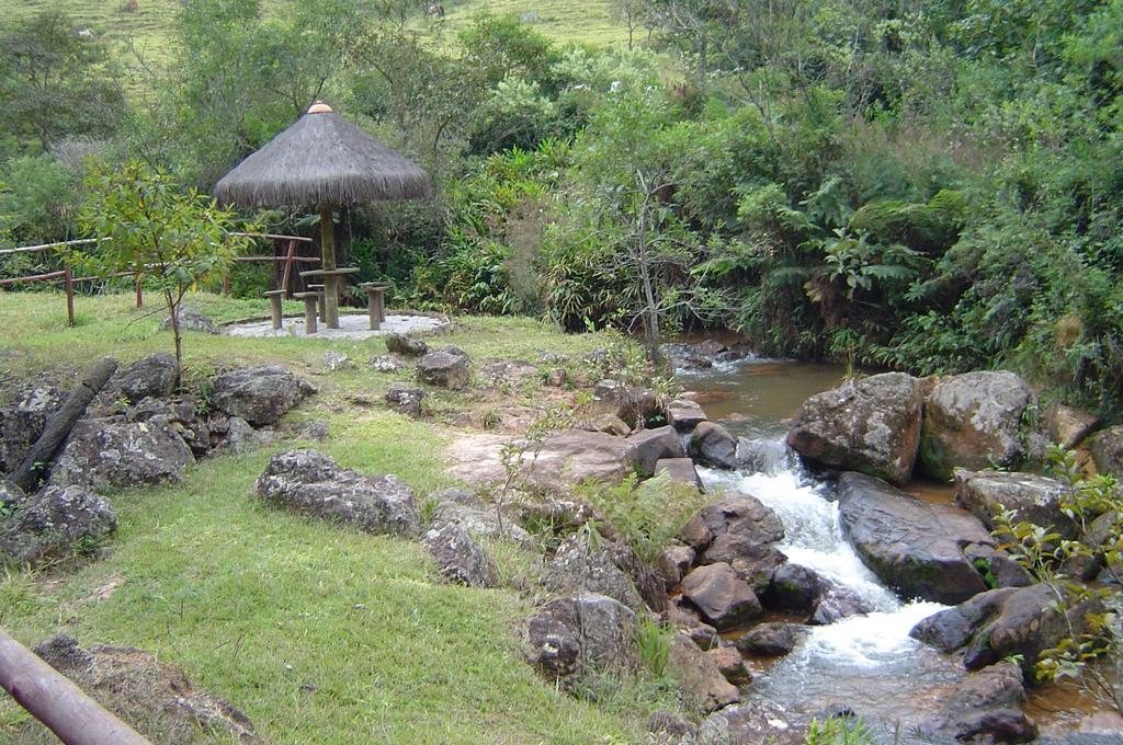 Hotel Fazenda Santa Marina Santana dos Montes Esterno foto