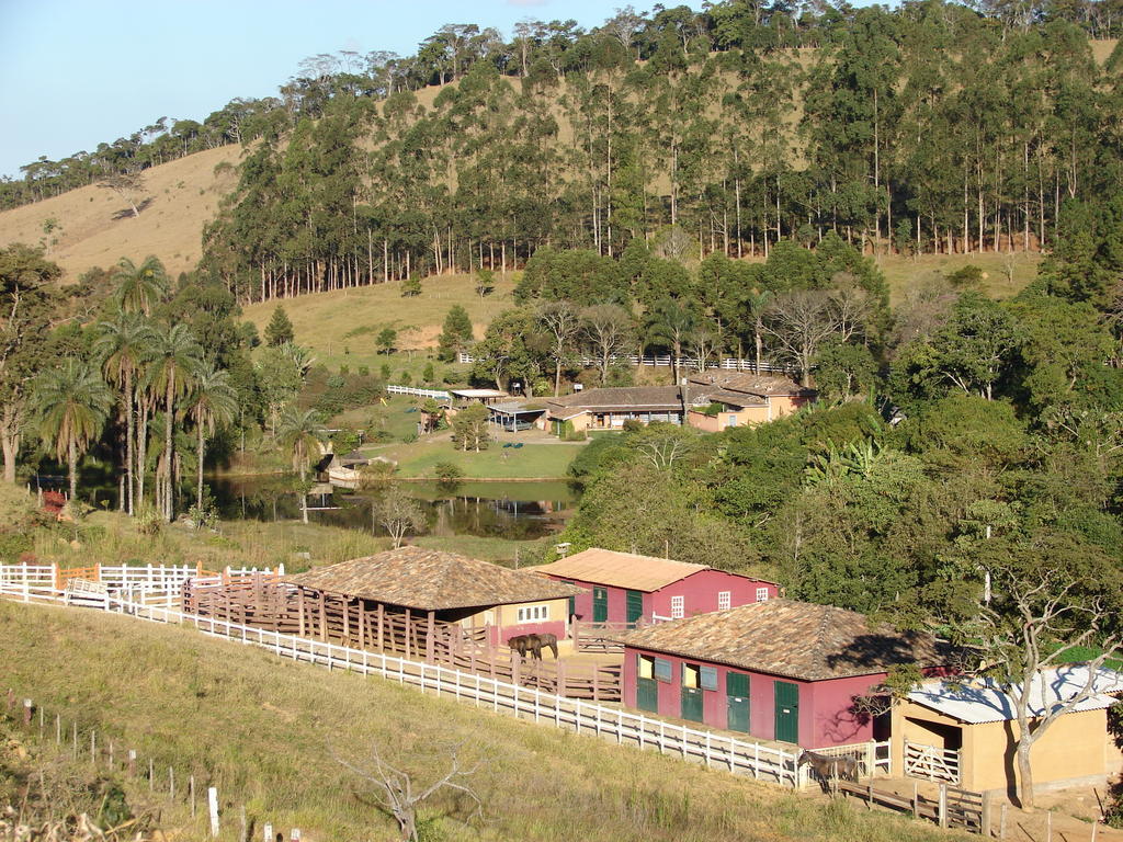 Hotel Fazenda Santa Marina Santana dos Montes Esterno foto